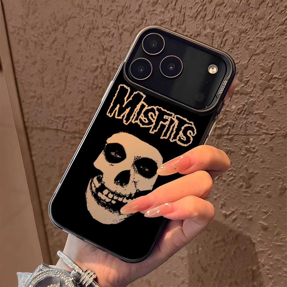 Misfits Telefoonhoesje voor iP - Phone Cases Iphone 17 Pro Max recensie en prijs